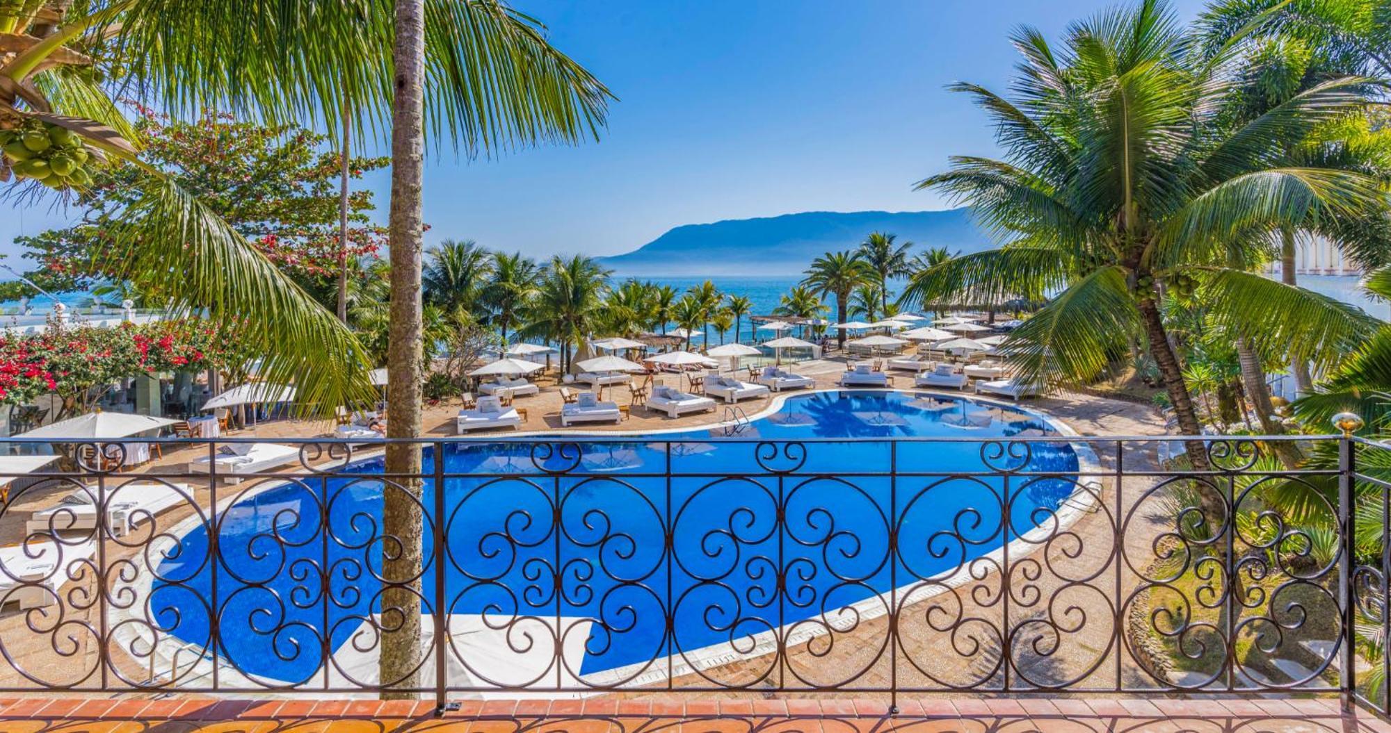Dpny Beach Hotel & Spa 일랴벨라 외부 사진 Vinpearl Hotel Nha Trang